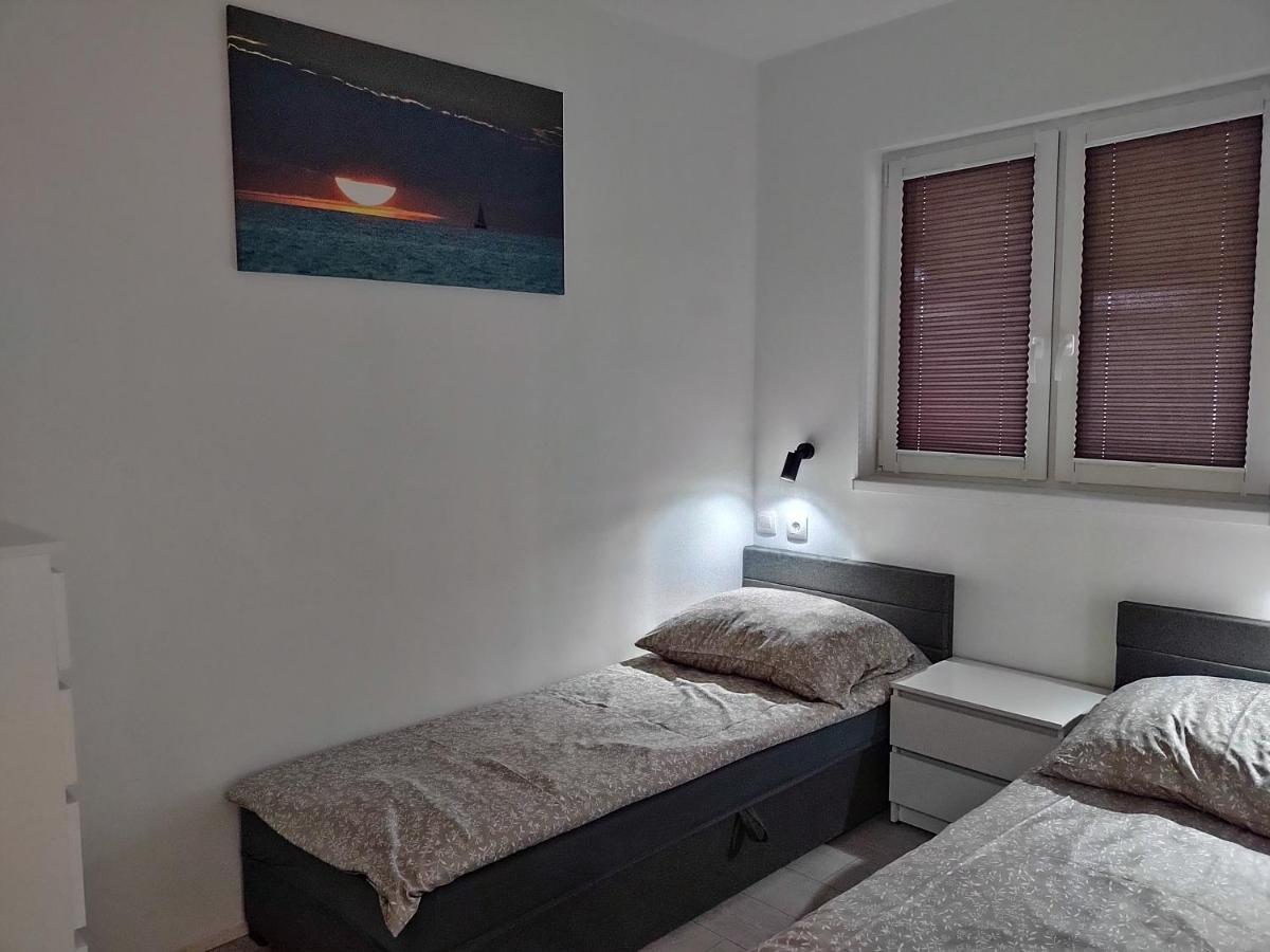 Domek Parterowy Apartamentowy Ostoja Реваль Экстерьер фото