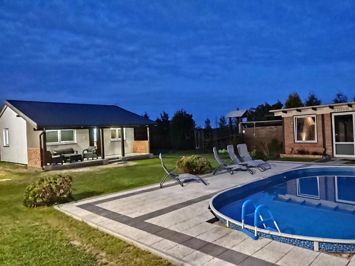 Domek Parterowy Apartamentowy Ostoja Реваль Экстерьер фото
