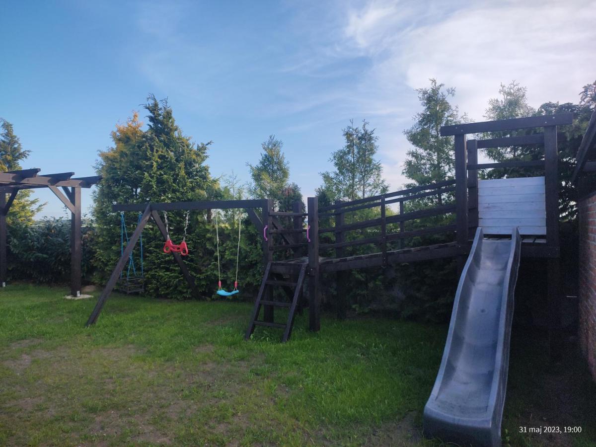 Domek Parterowy Apartamentowy Ostoja Реваль Экстерьер фото